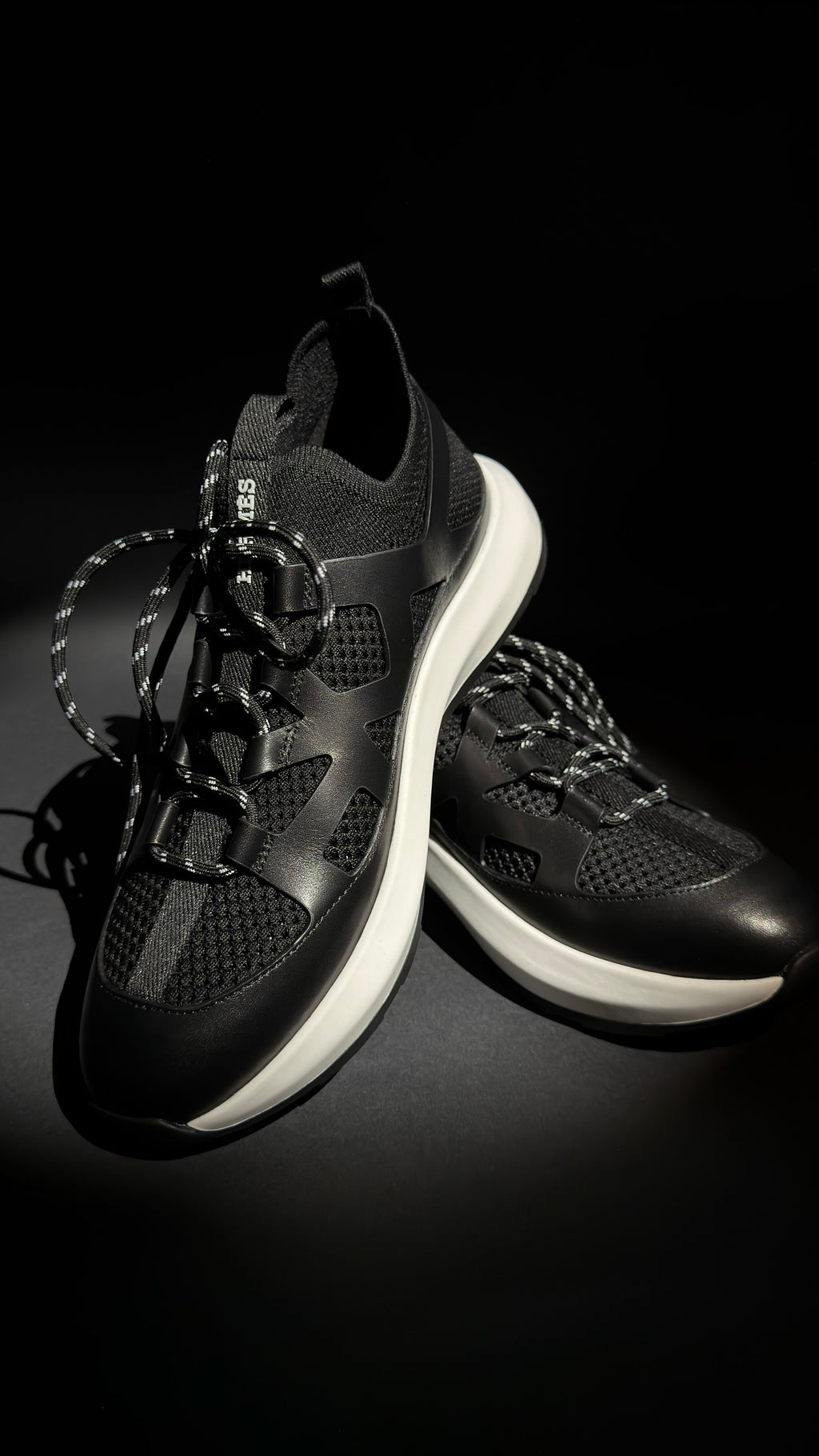 Hermès Avantage Sneakers