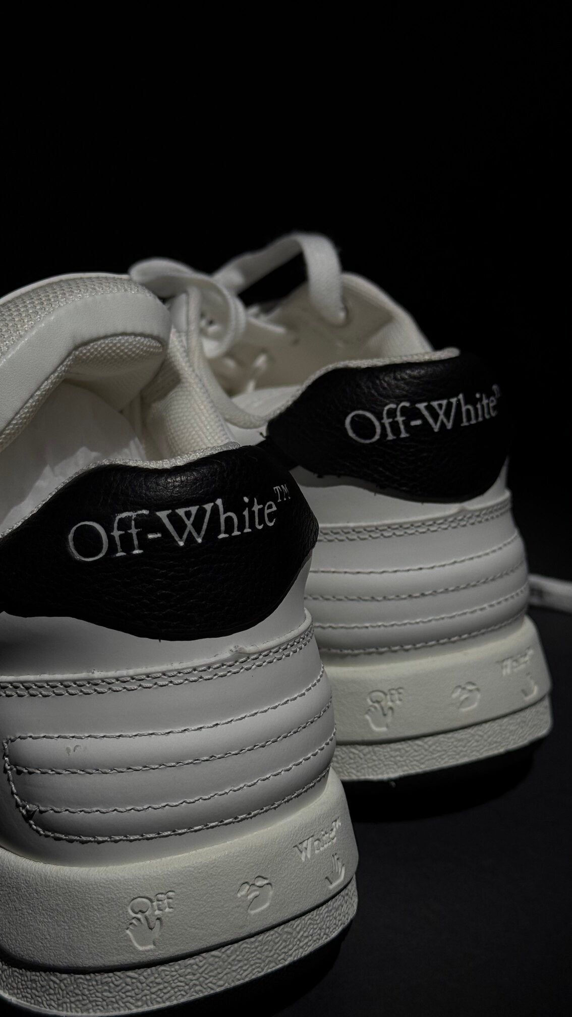 Off-White Out of Office White