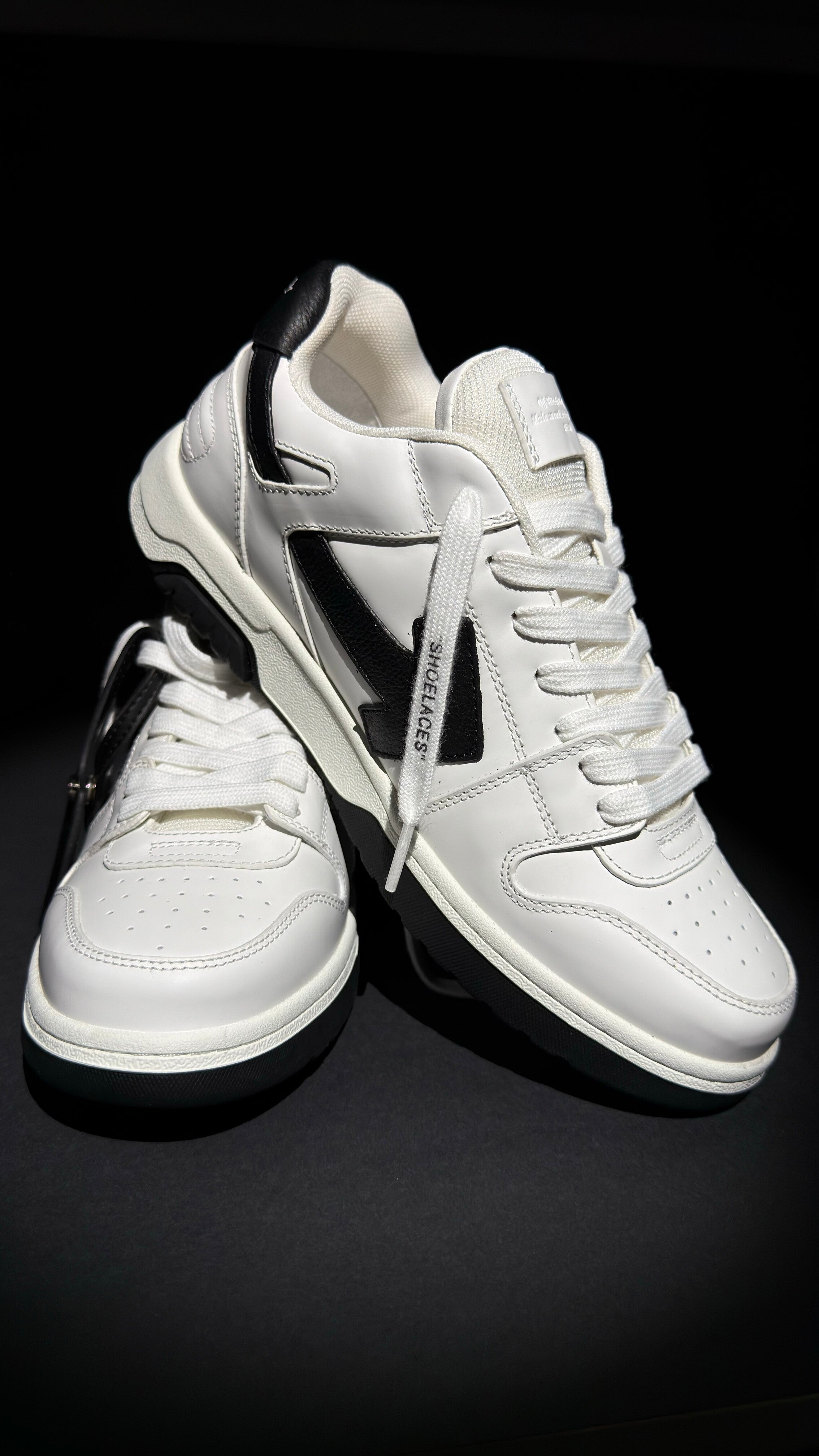 Off-White Out of Office White