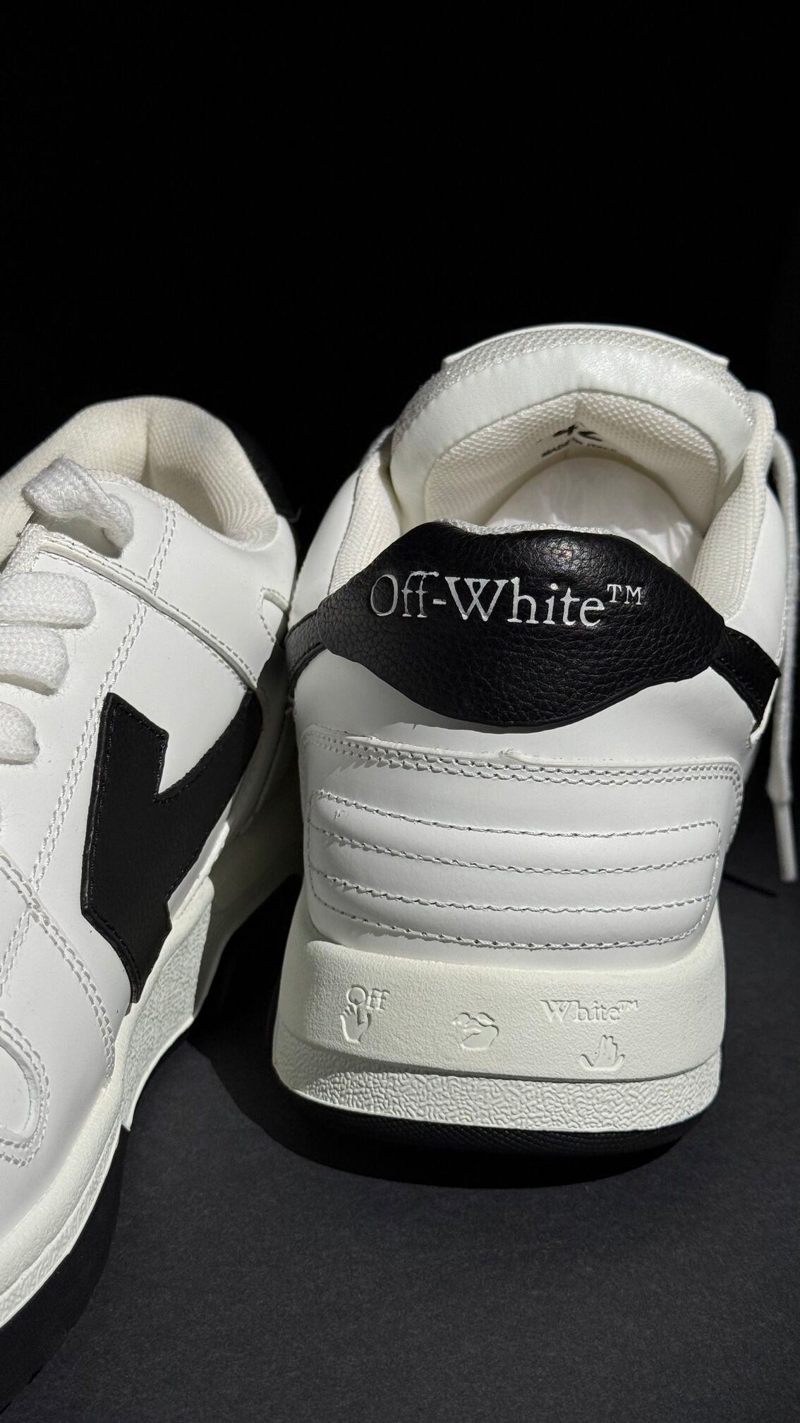Off-White Out of Office White