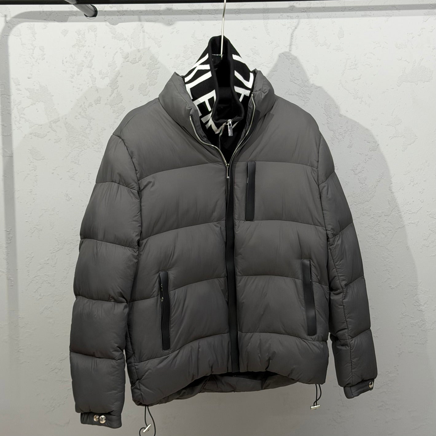 Calvin Klein Jeans Puffer Jacket Gray
