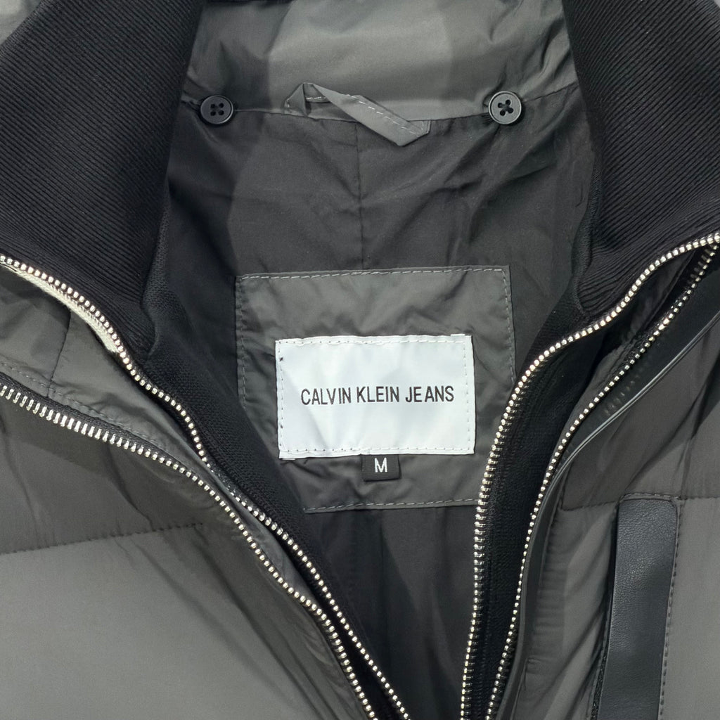 Calvin Klein Jeans Puffer Jacket Gray
