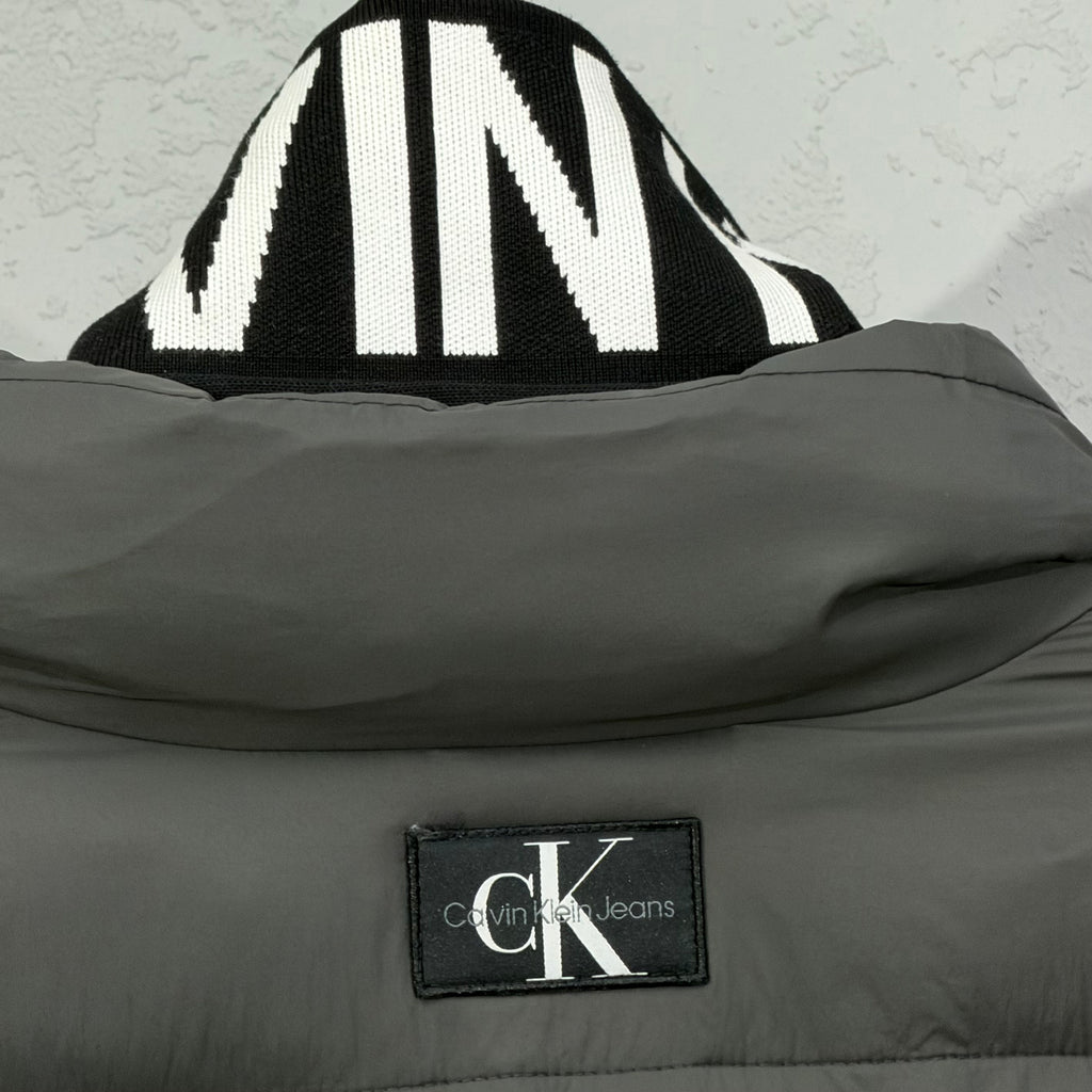 Calvin Klein Jeans Puffer Jacket Gray