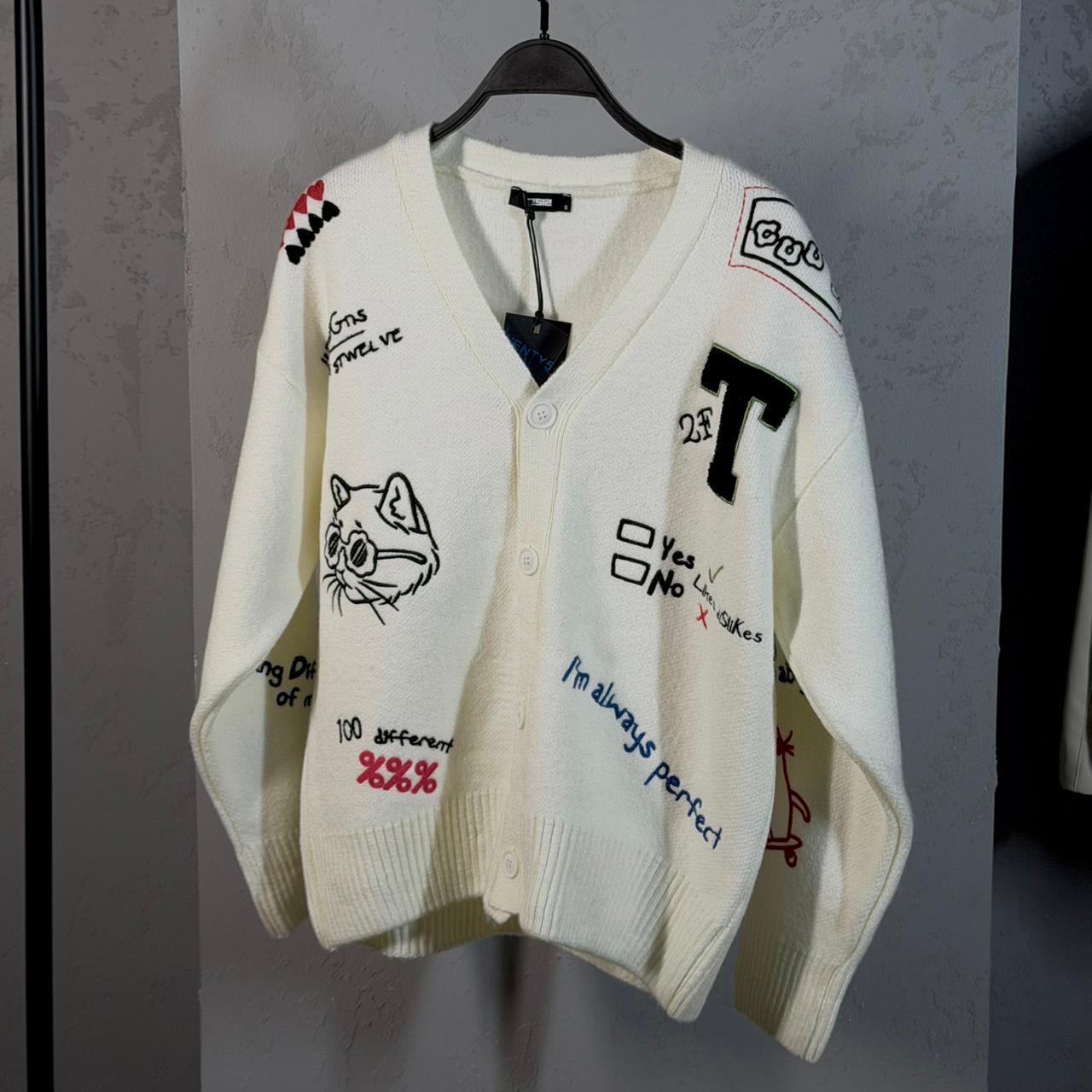 Oversized Embroidered Graphic Cardigan – Off White